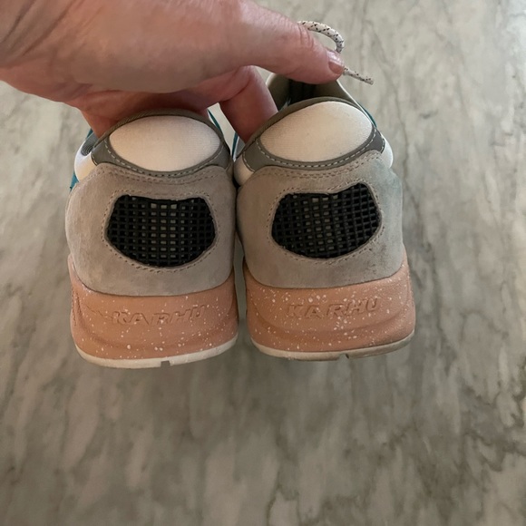 Anthropologie Karhu Sneakers size 8.5 men’s, 10 women’s - Picture 7 of 10